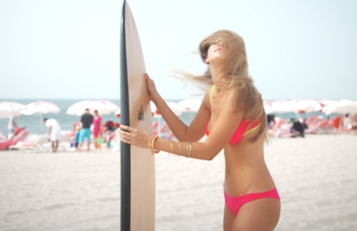 gigi-hadid-outtakes-2014-1.jpg
